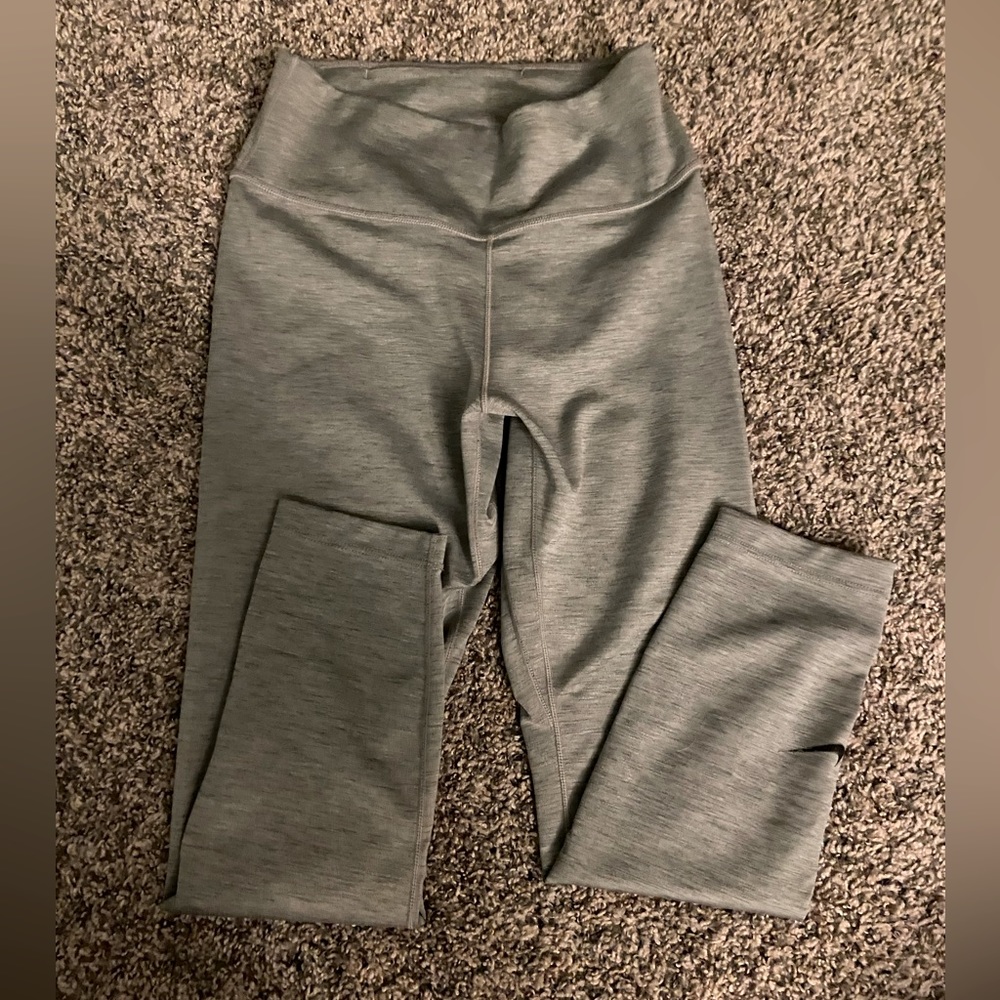 Nike Light Grey 7/8 Legging